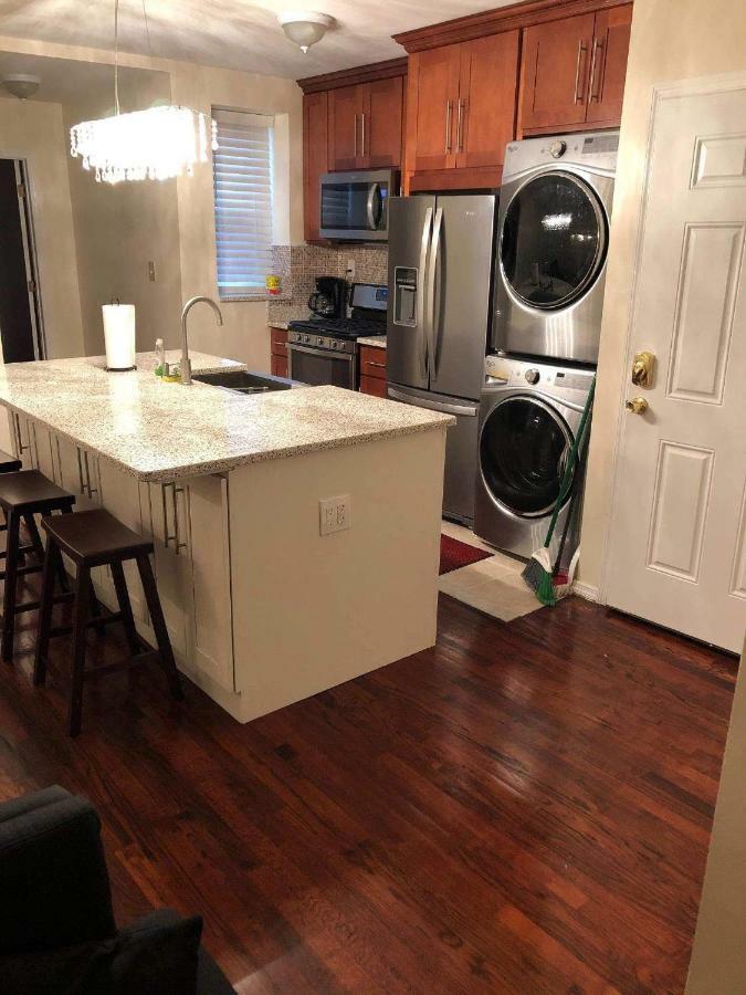Brooklyn 3 Bedroom 1 Bathroom 8 Minutes To Subway 30 Minutes To Manhattan Нью-Йорк Экстерьер фото